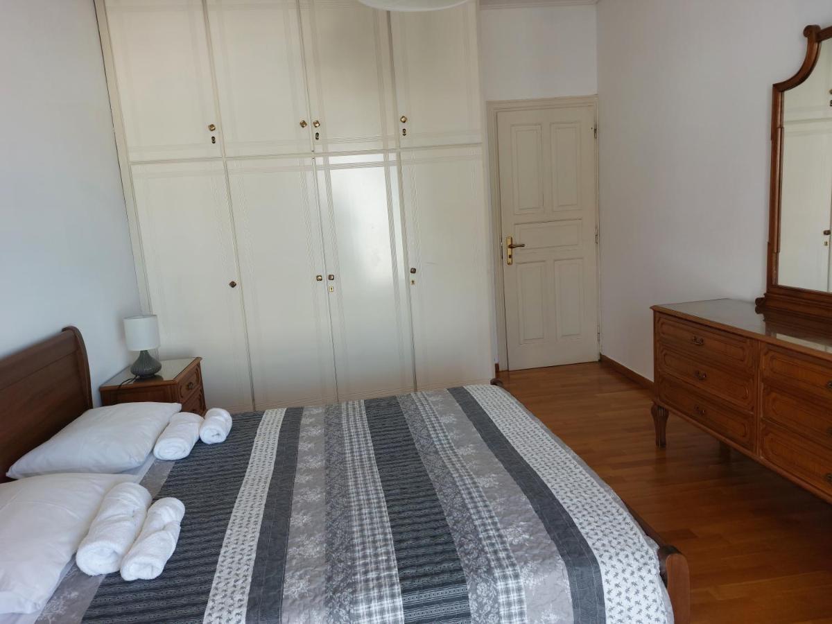Sea View,Big And Comfortable Appartment In Voula Athén Kültér fotó
